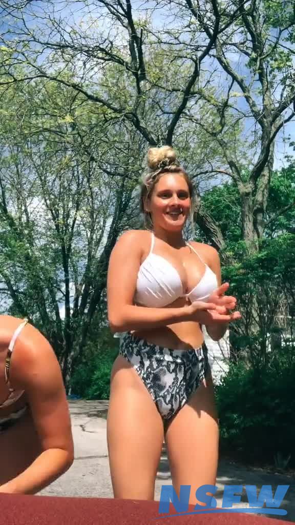 Snapgod gracie Porn Pics and XXX Videos - Reddit NSFW            
